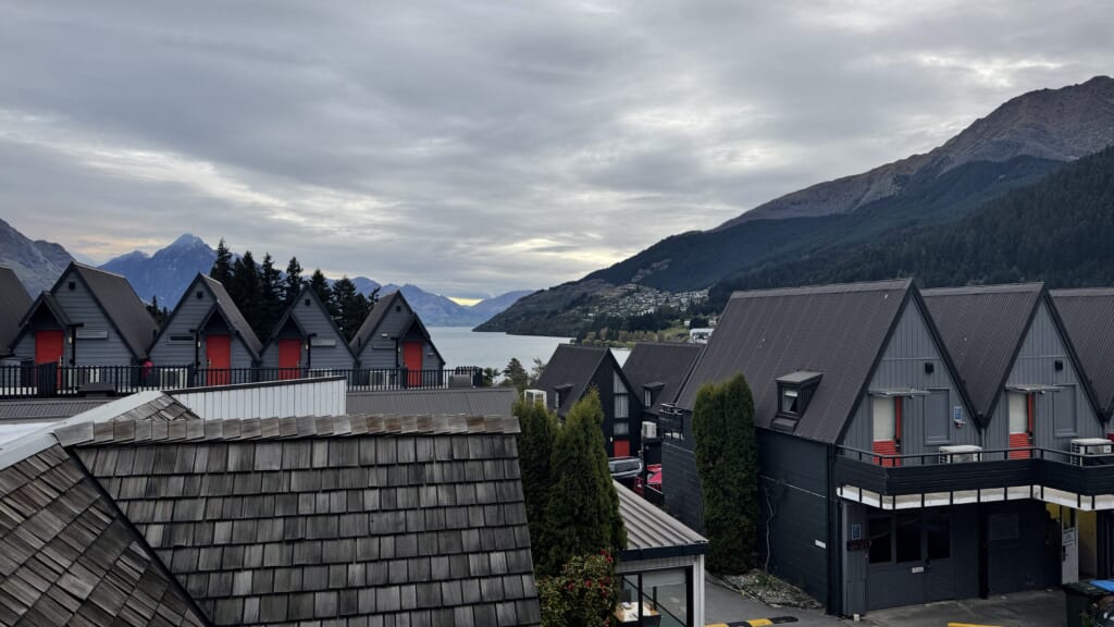 Heartland Hotel Queenstownの部屋からの景色